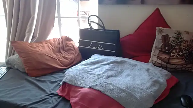 Stormy-Stella's cam snapshot