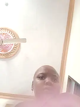 queennapal's cam snapshot