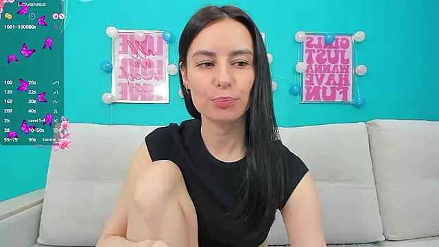 Horny_Nikki_'s cam snapshot