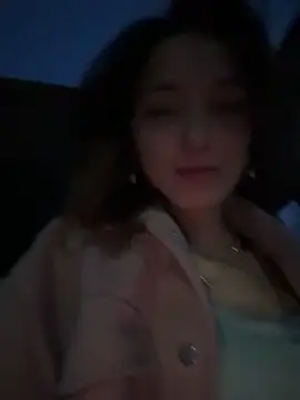 DollyTall's cam snapshot