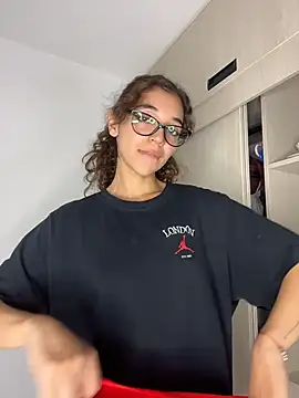 uniquerossie's cam snapshot