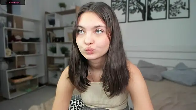 FunnyyMonkeyy live sex cam