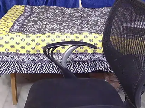 cute-manvii's cam snapshot