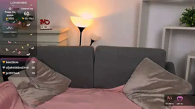 Erica__Alta's cam snapshot