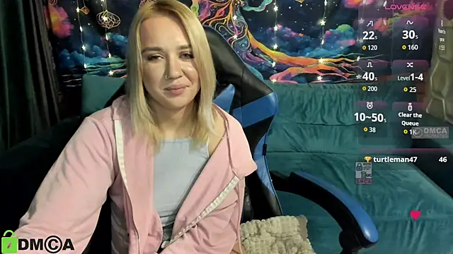 CrystalGirl99's cam snapshot