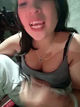 Melylyna's cam snapshot