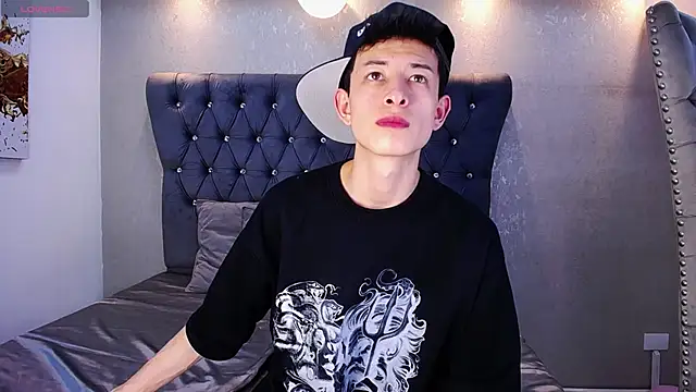 MaikCarver live sex cam