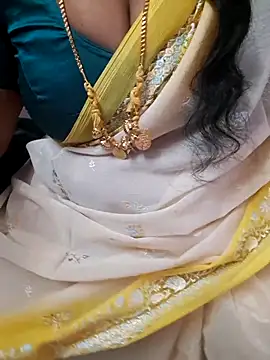 Tamil_Ammani's cam snapshot