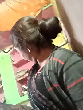 Pooja_hote's cam snapshot