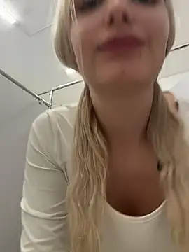 Milkyy_wway live sex cam