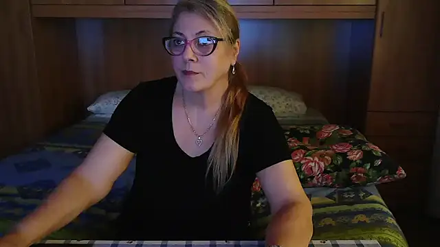 pussy_boom4u's cam snapshot