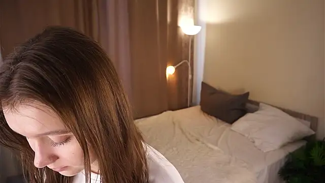 IrenaZeiler's cam snapshot