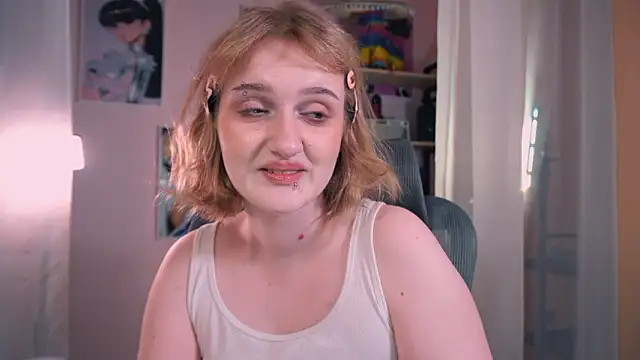 ELLIEJAY's cam snapshot