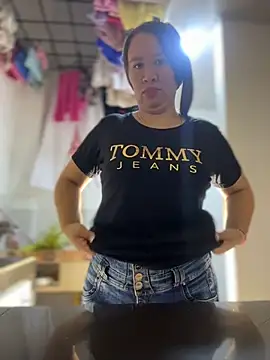 Emiily_lee's cam snapshot