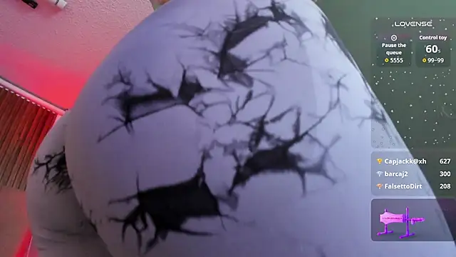 Karol_Pagee's cam snapshot