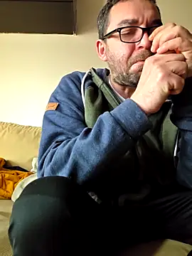 crissbadboy live sex cam