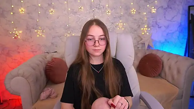 ArrinaWairr's cam snapshot