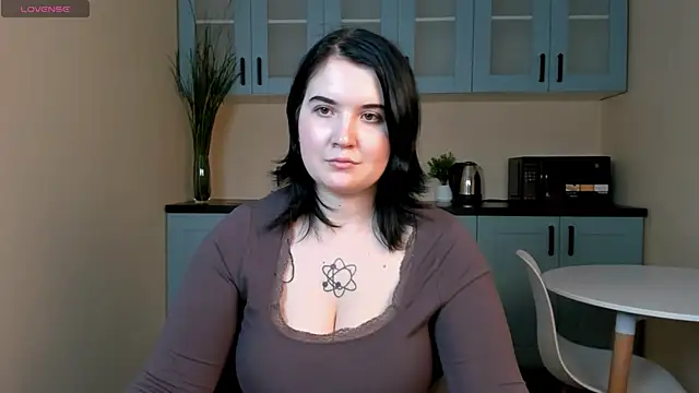 MollySoShy live sex cam