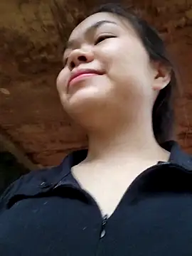 Xiu-L's cam snapshot