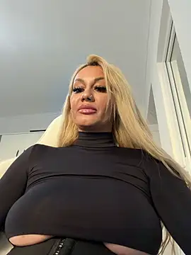 SonyaJoy's cam snapshot