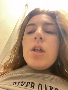 kate_nicepops123777's cam snapshot