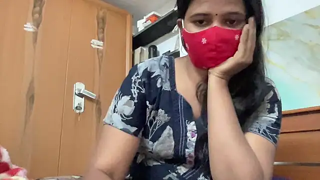 Tamil_Sanjana_'s cam snapshot