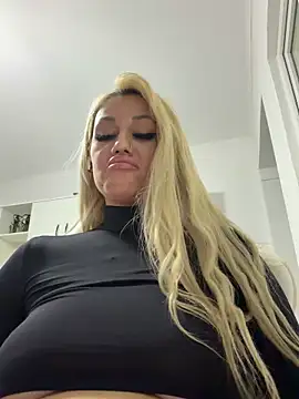 SonyaJoy's cam snapshot