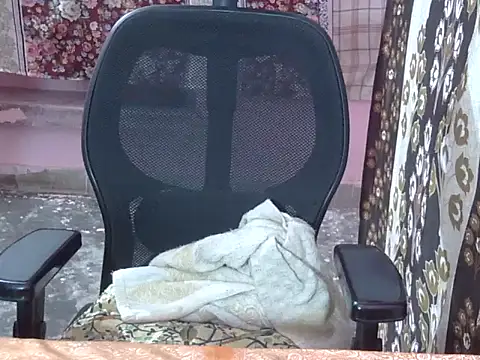 anmika26's cam snapshot