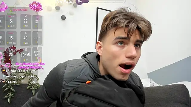 Kyle_Baker live sex cam