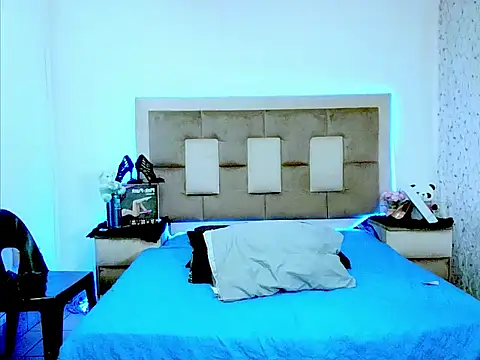 indiantopaz694u's cam snapshot