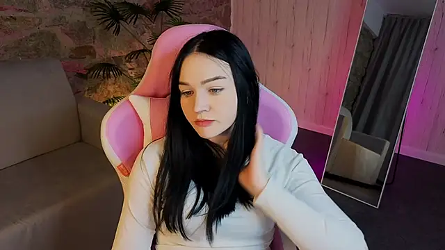 JadeCharm's cam snapshot