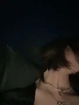 DollyTall's cam snapshot