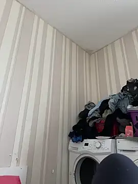 kleinerAlex live sex cam