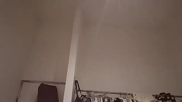 miguelgomher live sex cam