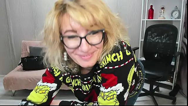 Cassandra_Hotty's cam snapshot