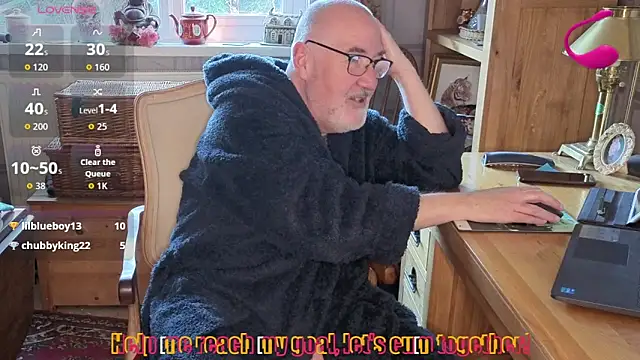 Adamdaddybear live sex cam