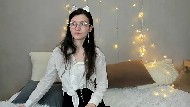 ThoraMarola's cam snapshot