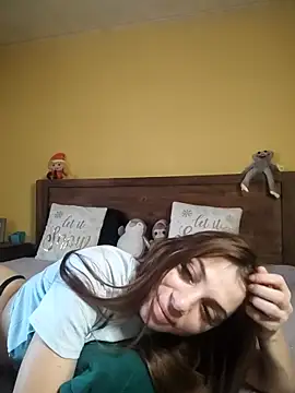 AntoniaHottie's cam snapshot