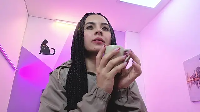 Analuciaa_'s cam snapshot