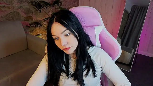 JadeCharm's cam snapshot