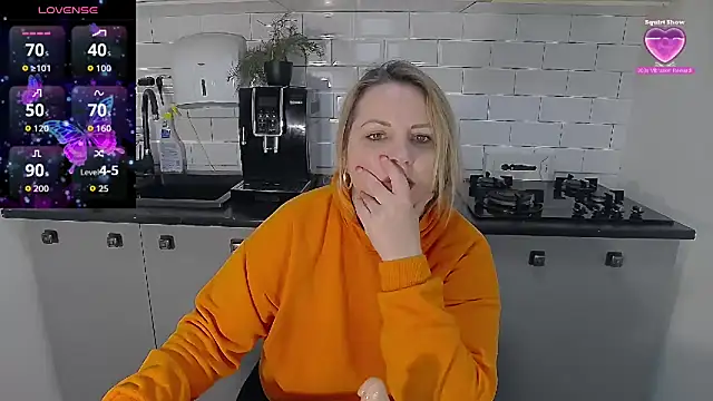 erikaerika's cam snapshot