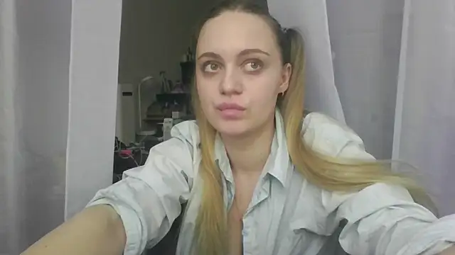 Cynoraye's cam snapshot