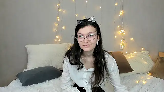 ThoraMarola's cam snapshot