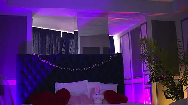 MissKiarra's cam snapshot