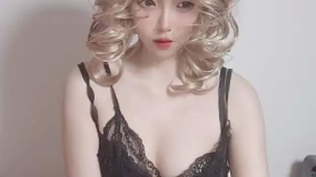 JuliaNoir's cam snapshot