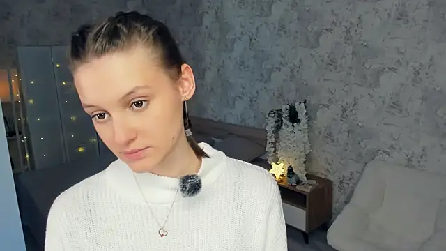 LianneBynon's cam snapshot