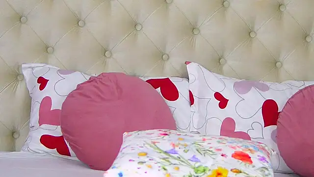 RagazzaBella's cam snapshot