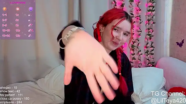 little_Teya live sex cam