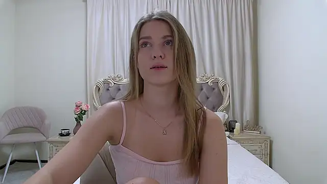 CassandraMarcy's cam snapshot