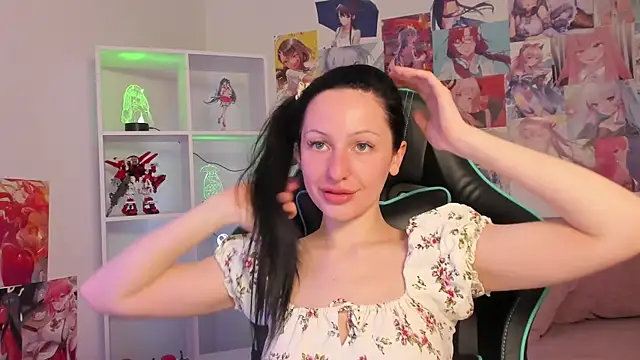 NaomiBlakes's cam snapshot